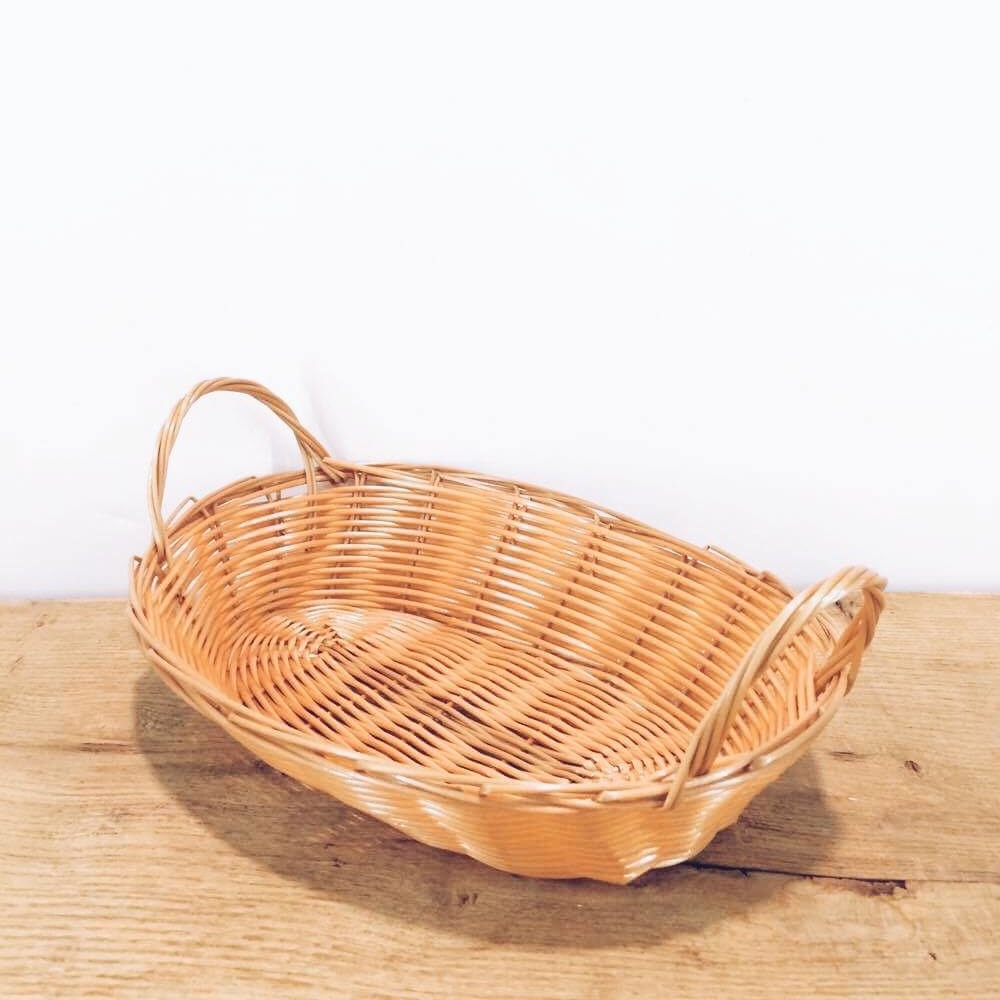 Кошик хлібно-фруктовий овальний штучна лоза BA-012