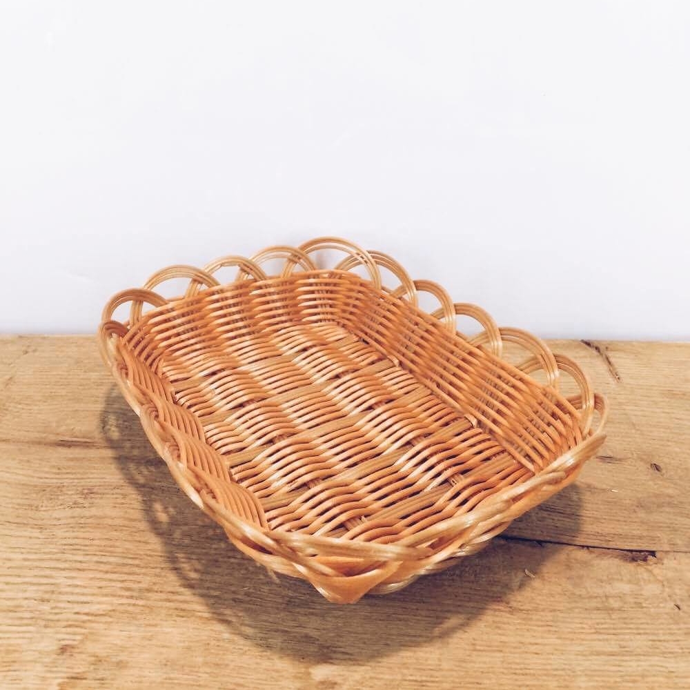 Кошик хлібно-фруктовий прямокутний штучна лоза BA-014