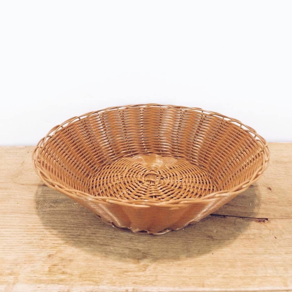 Кошик хлібно-фруктовий круглий штучна лоза BA-042