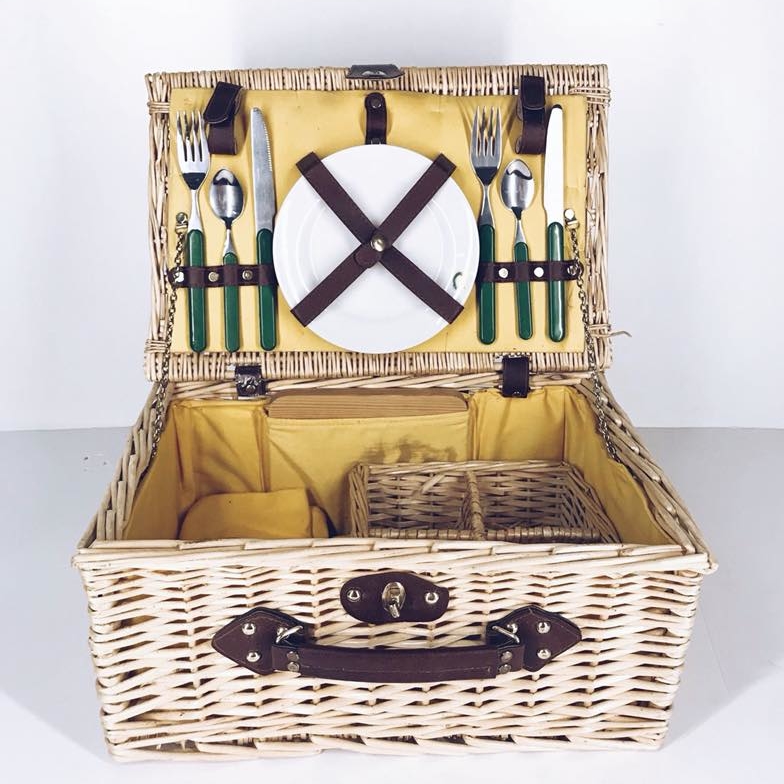 Валіза плетена для пікніка з посудом на 2 персони BA-085