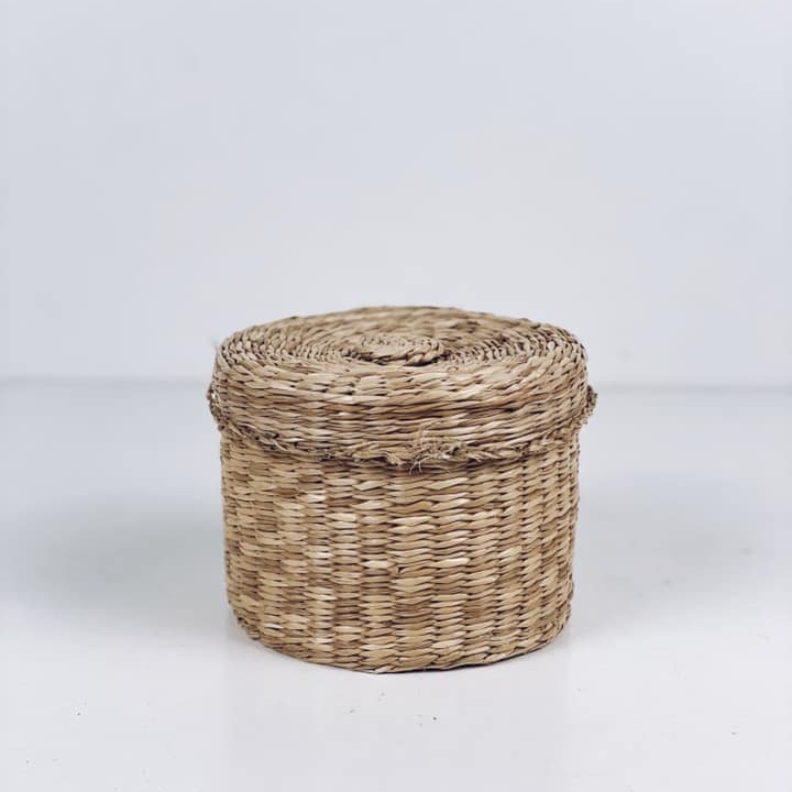 Кошик малий з кришкою соломка BA-111