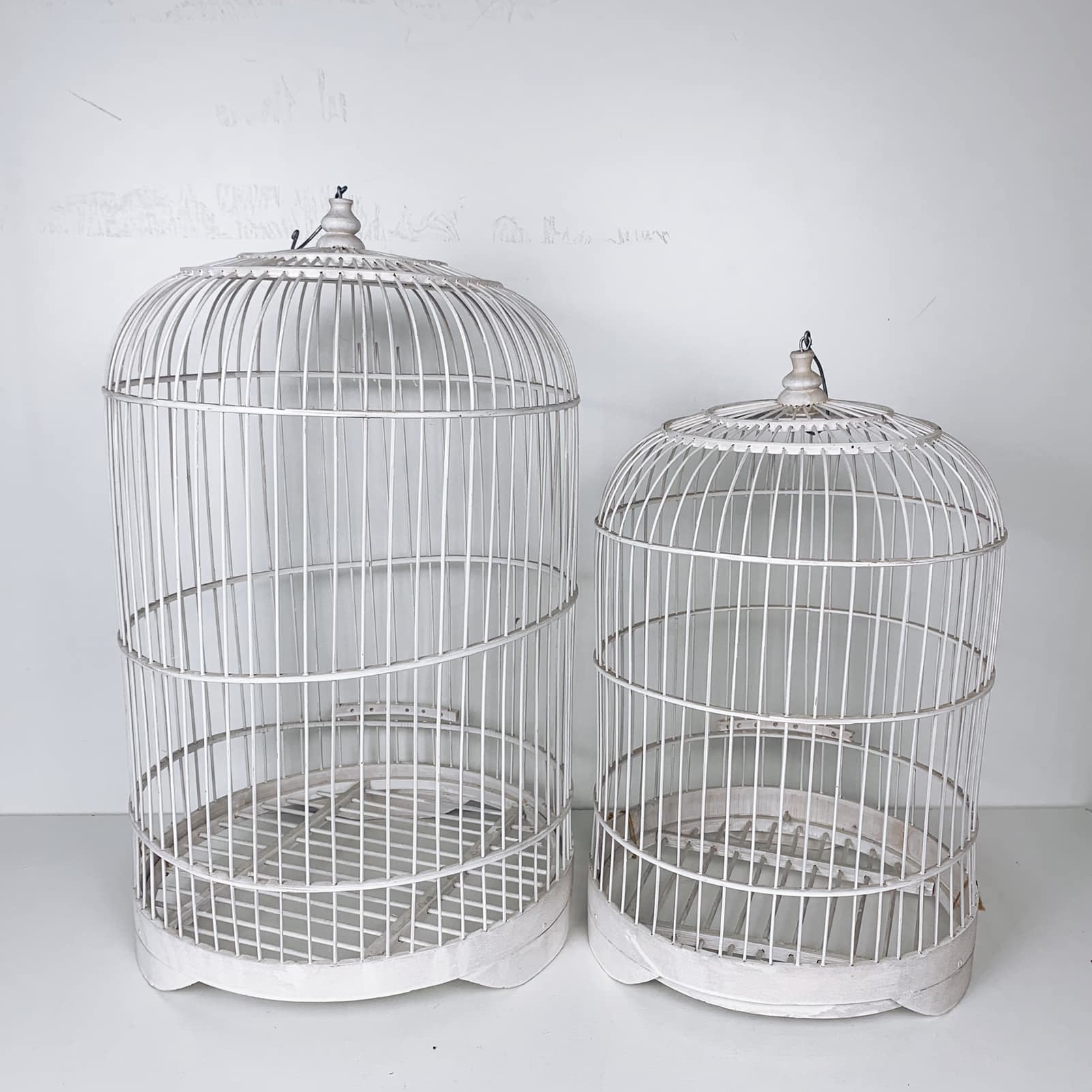 Клітка для пташок біла бамбук