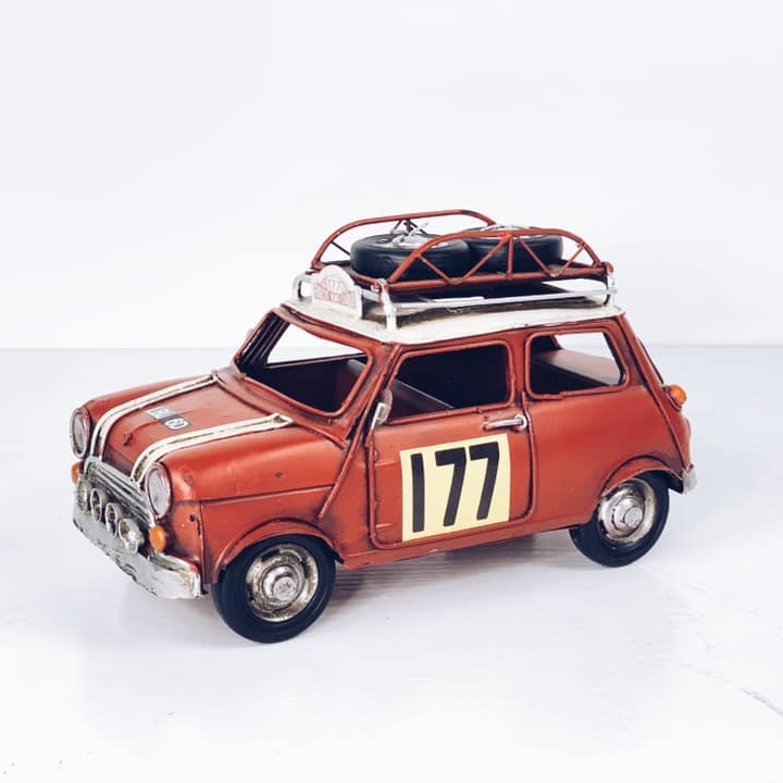 Модель авто Mini червоний з запасками метал DE-352