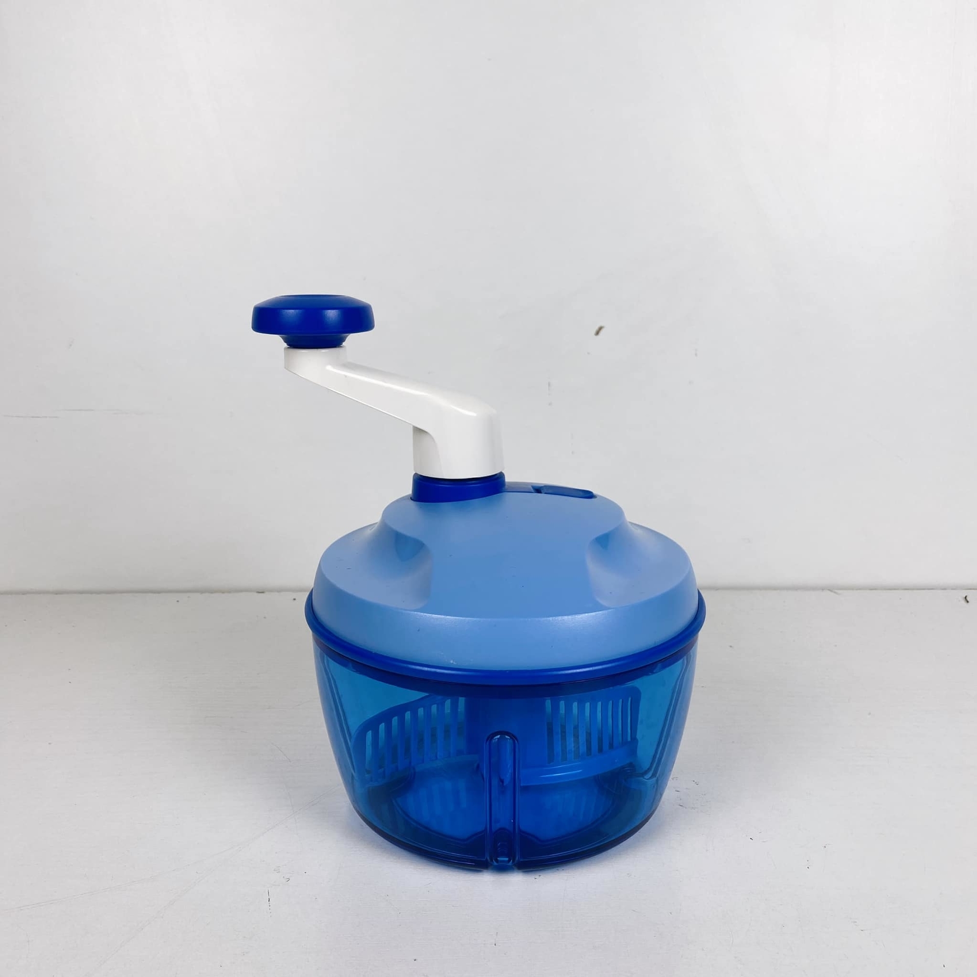 Блендер механічний пластик синій KT-026