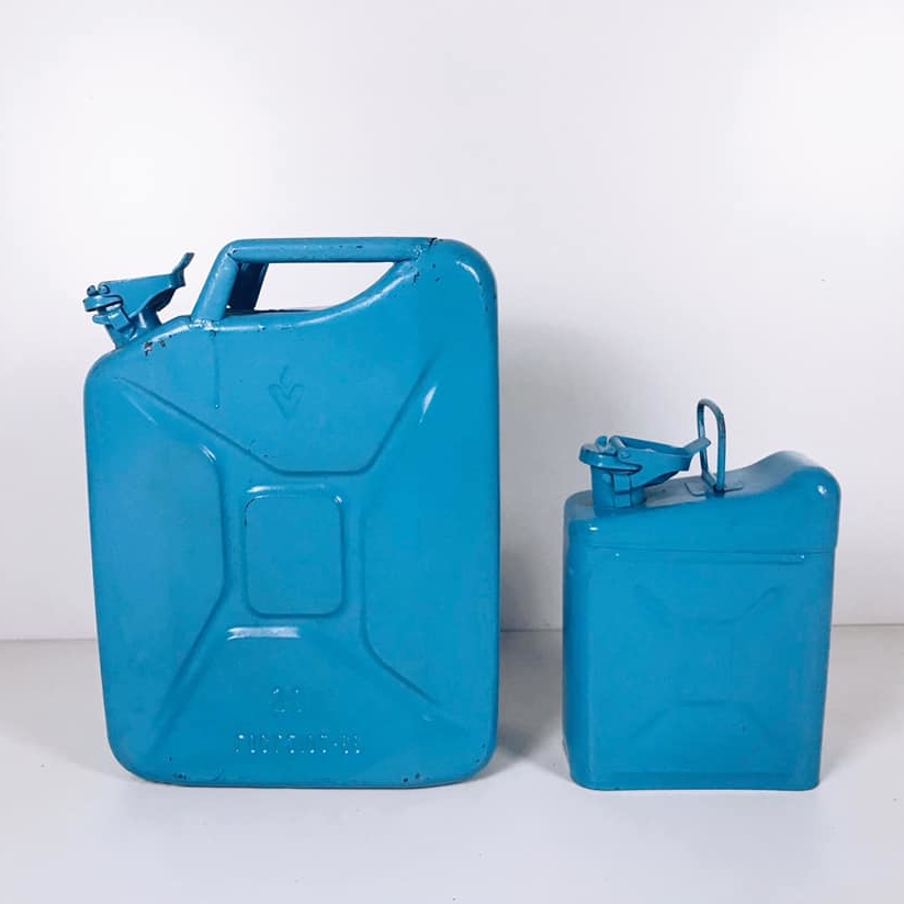 Каністра блакитна