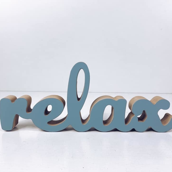 Декор слово з дерева relax DE-349