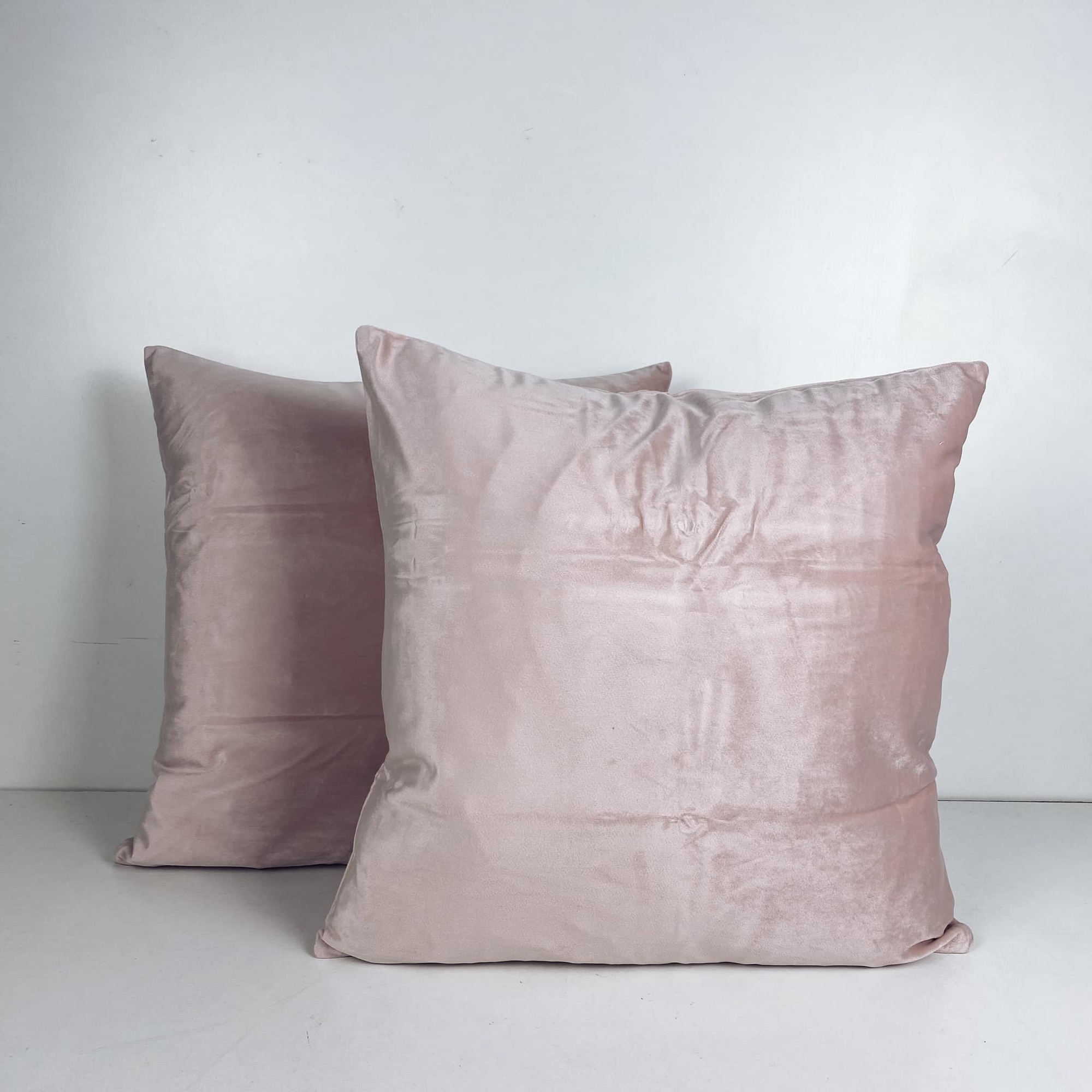 Подушка декоративна світло-рожевий велюр PW-344