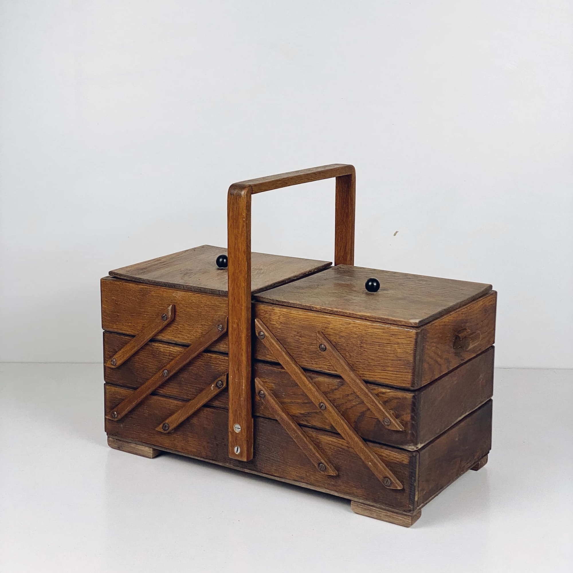 Ящик для рукоділля/інструментів розкладний з ручкою дерево вінтаж