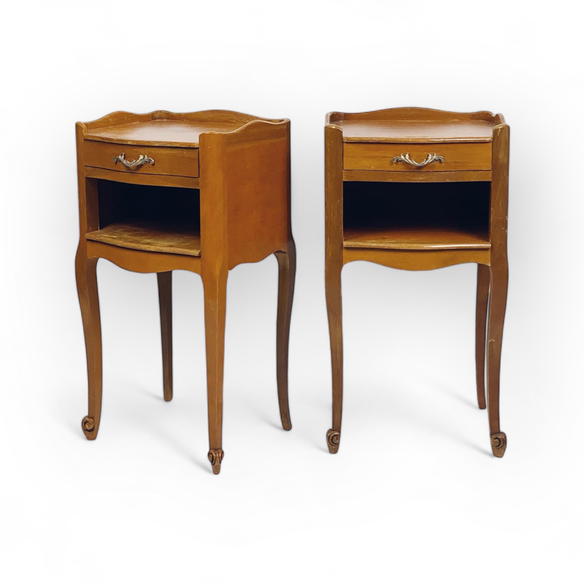 Тумба приліжкова з ящичком та нішою вінтаж CB-068