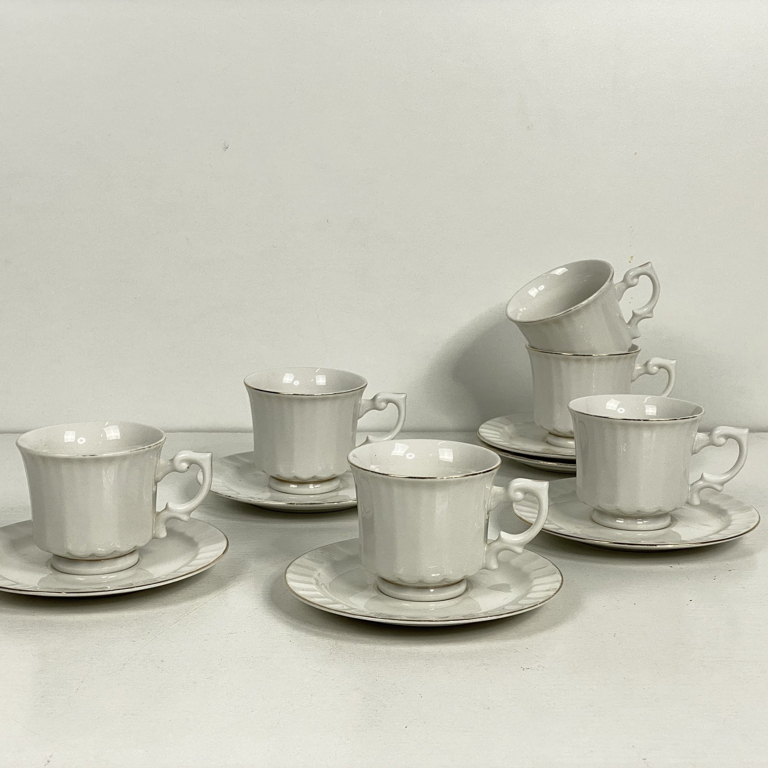 Чайна двійка порцеляна біло-сіра рельєф PP-266