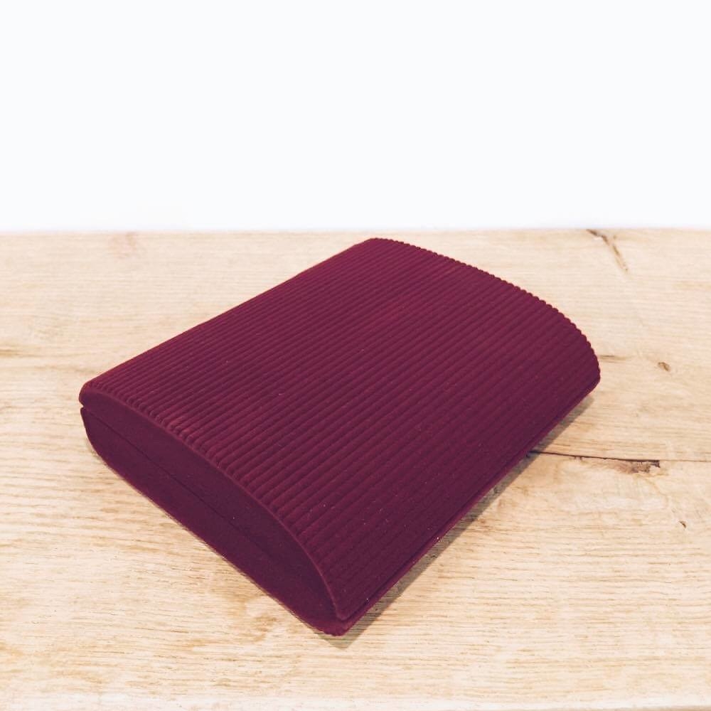 Футляр для прикрас бордо флок BX-018