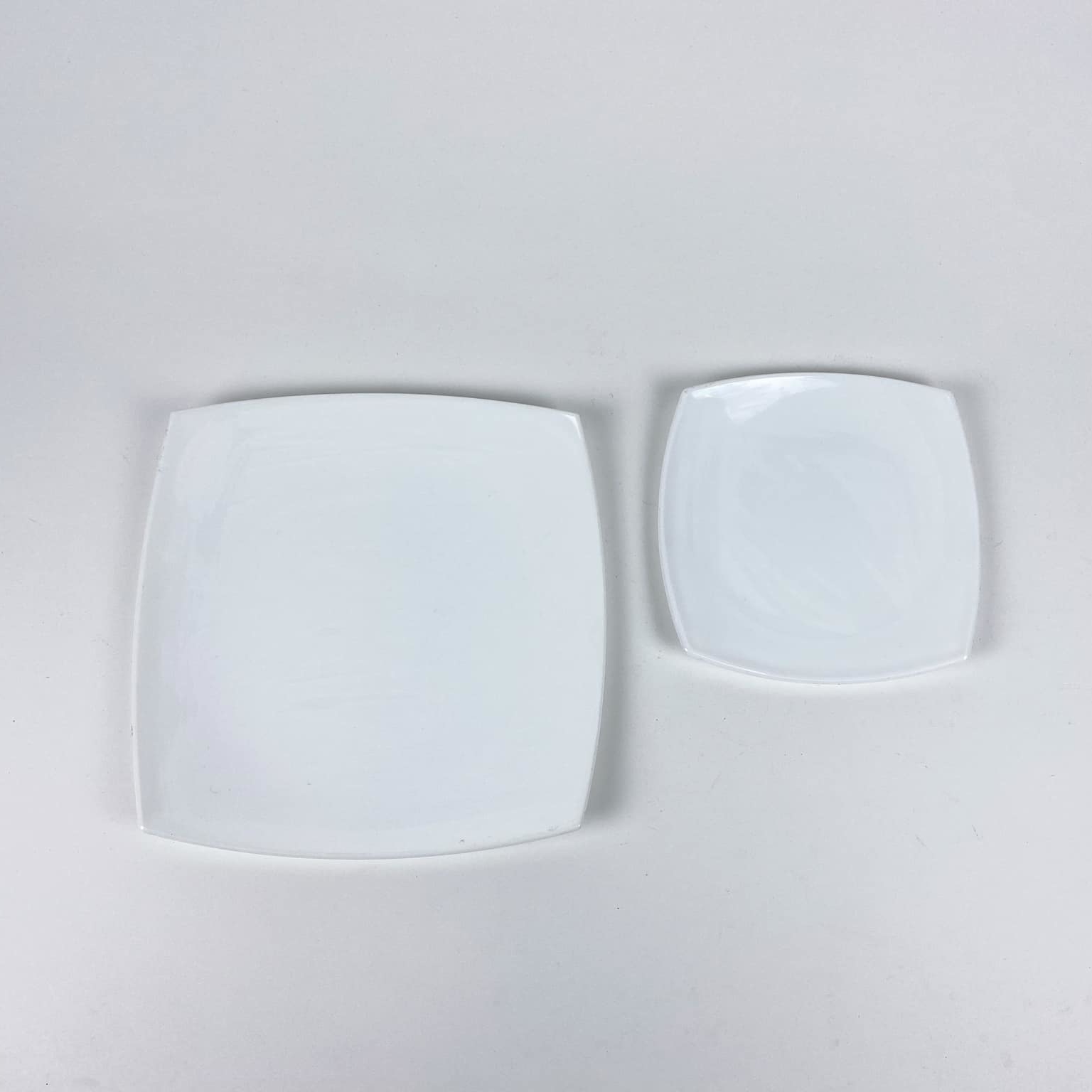 Тарілка обідня квадратна кераміка PP-180