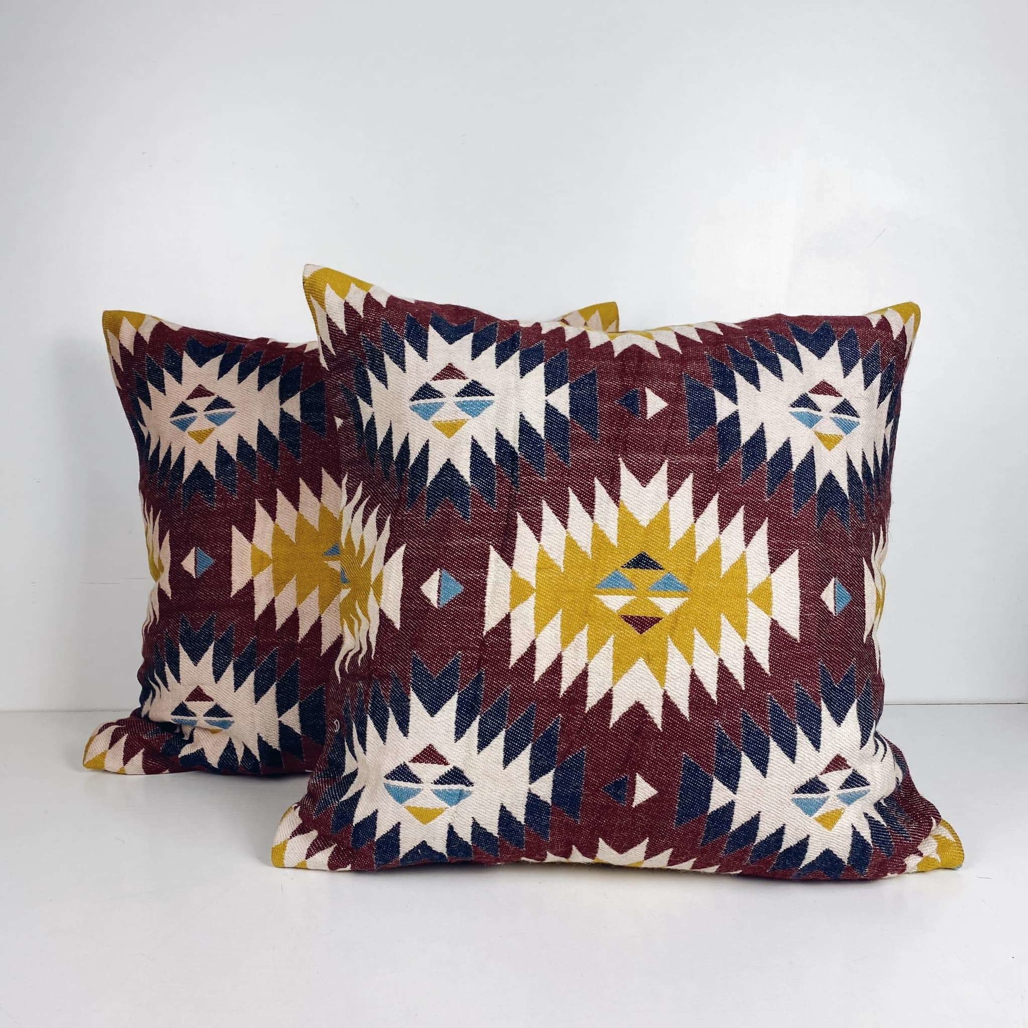 Подушка декоративна ромби гаучо бордо PW-347