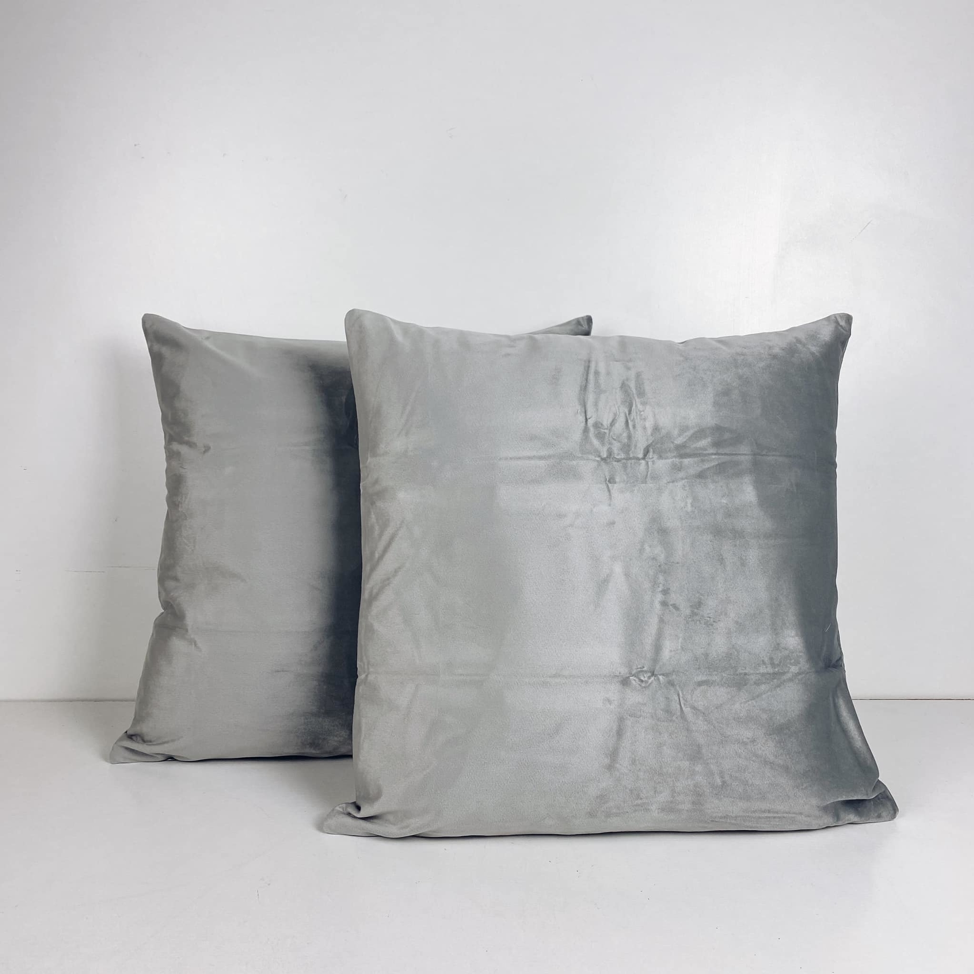 Подушка декоративна велюр св-сірий PW-350