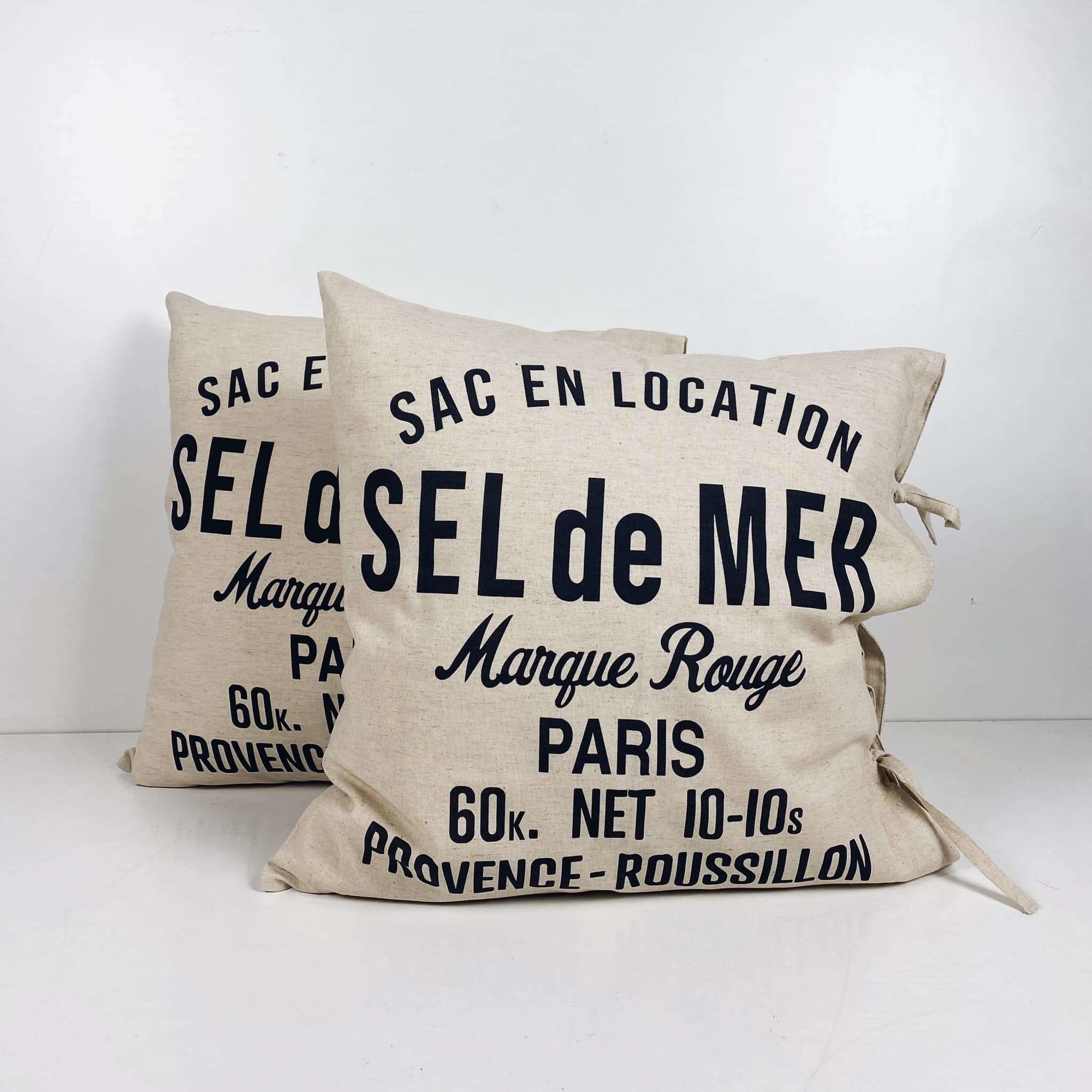 Подушка декоративна принт текст ч/б PW-355