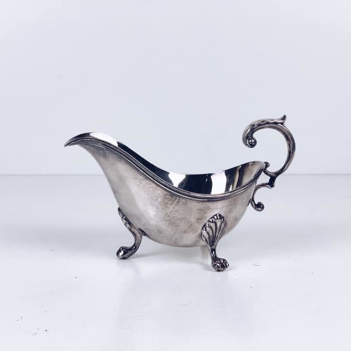Соусник на ніжках з фігурною ручкою столове срібло вінтаж SA-020