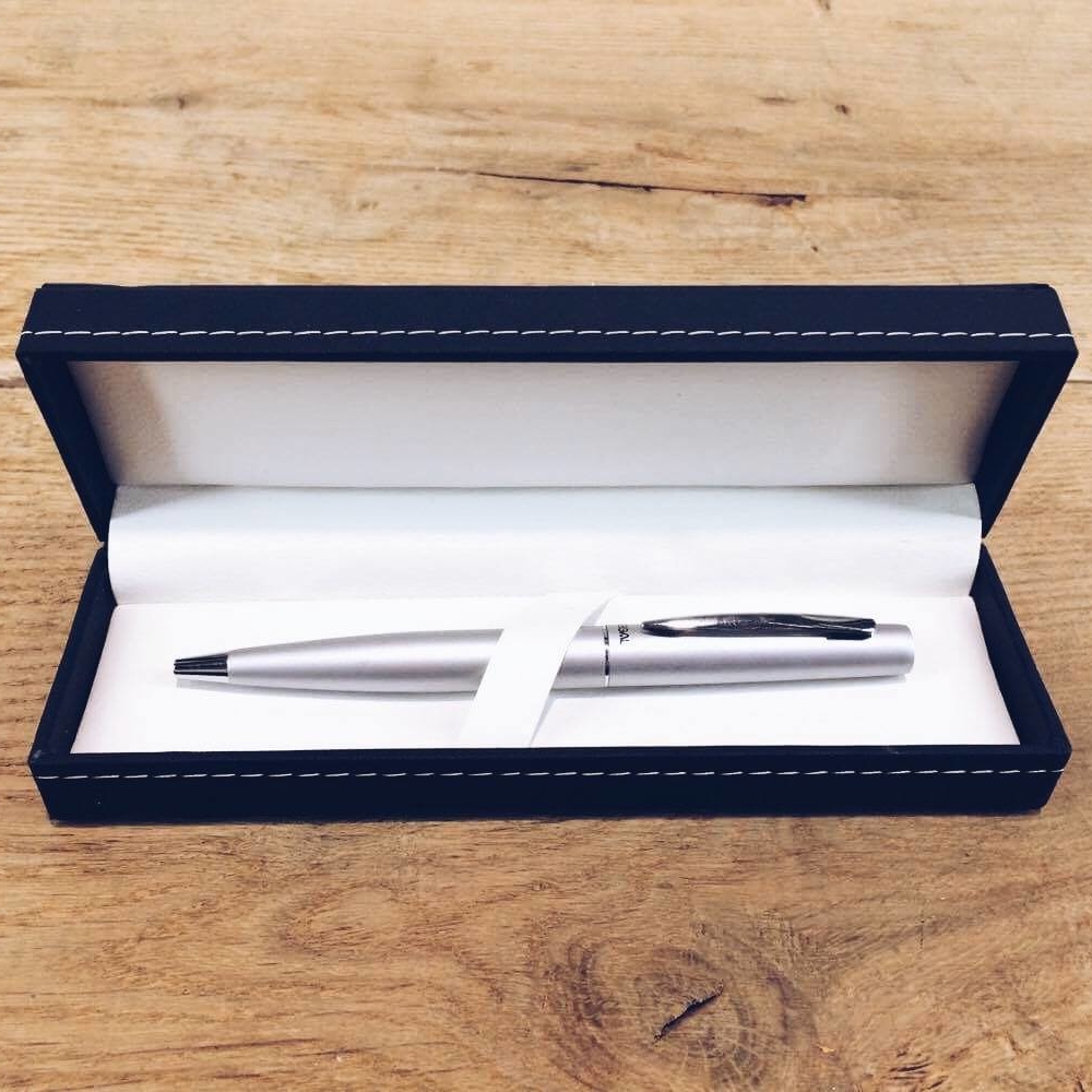 Ручка керівника у футлярі 3