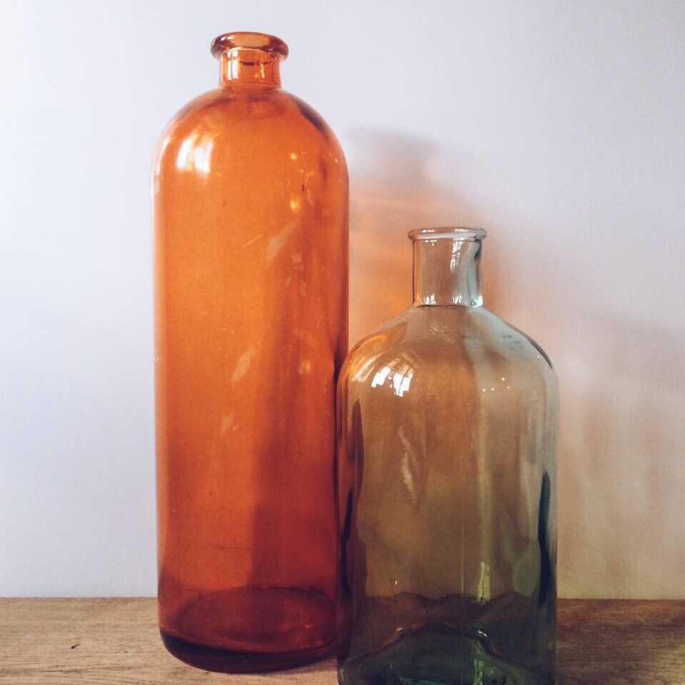 Пляшка декоративна зелена/оранж скло KF-059