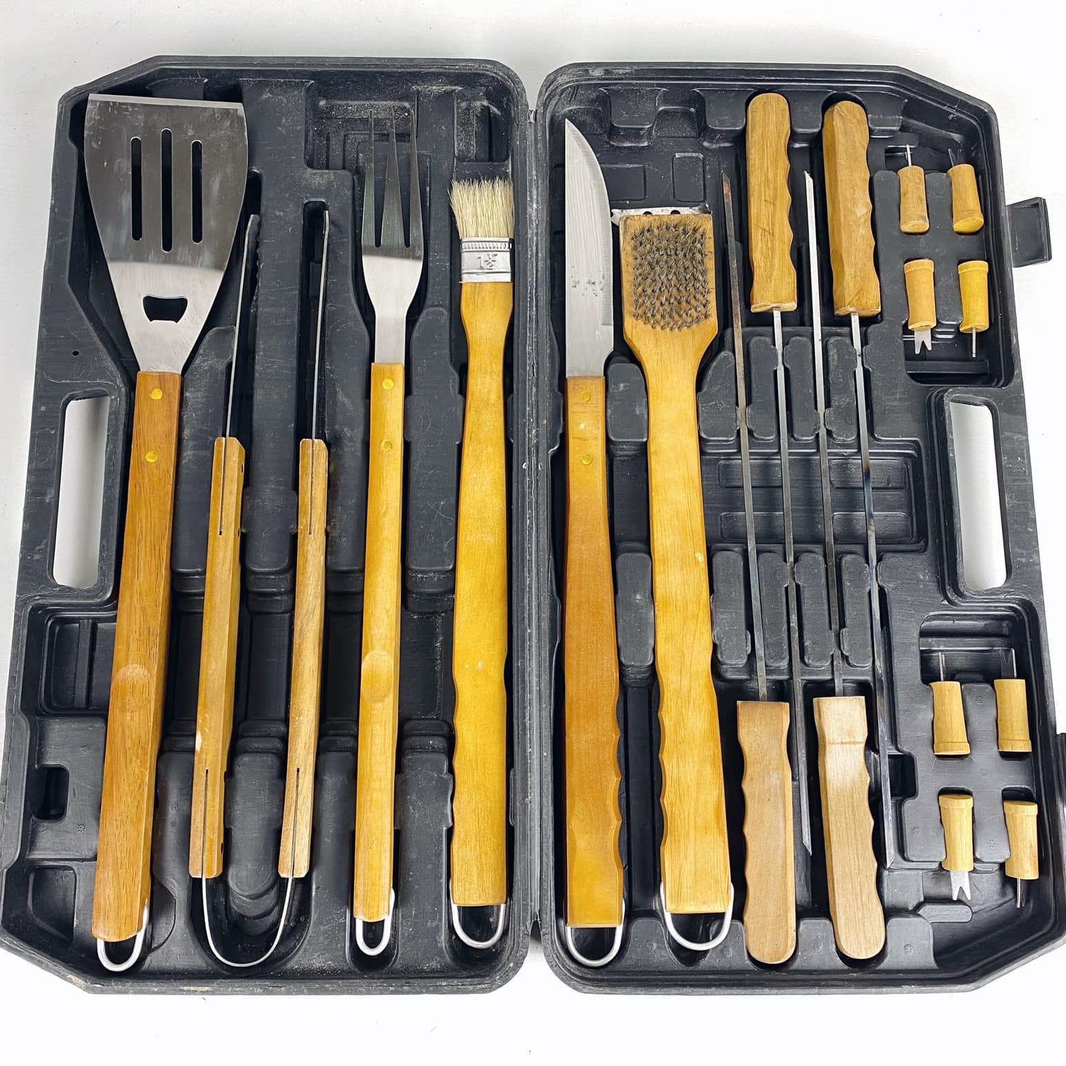 Набір приборів для грилю у футлярі KH-141