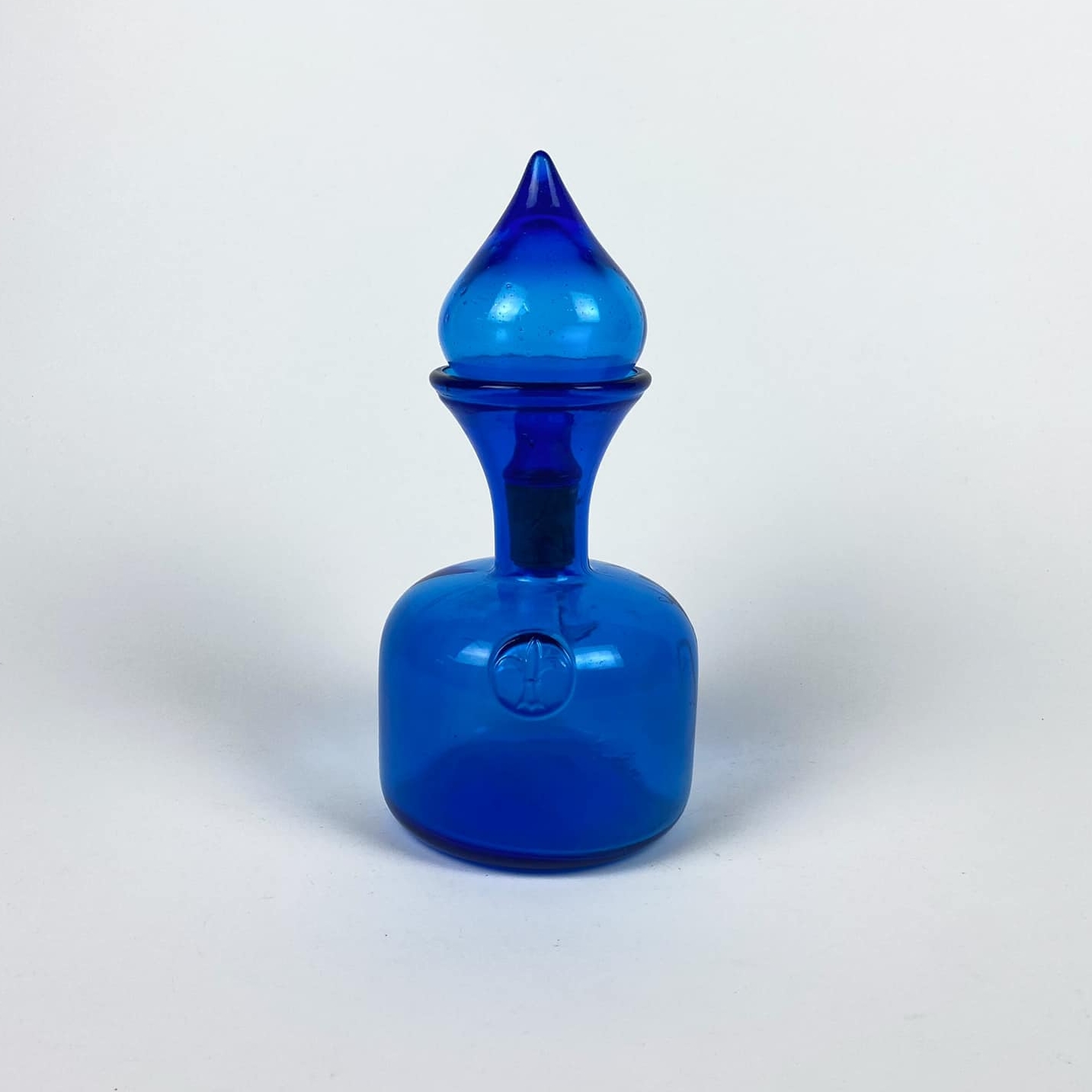 Графин вінтаж скло яскраво-блакитне KF-043