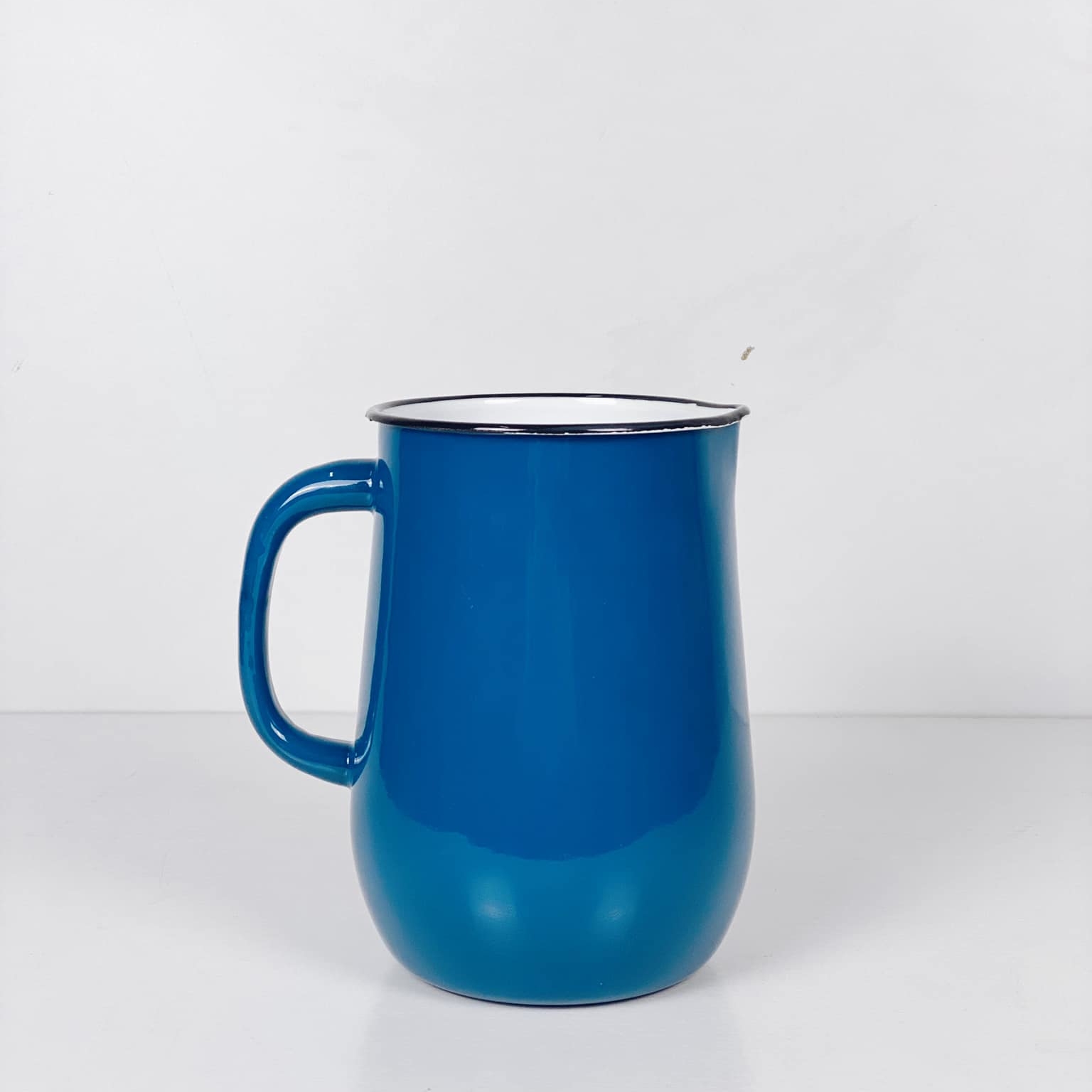 Глечик синій/білий метал/емаль KH-157