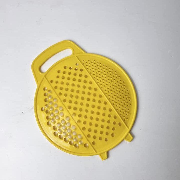 Тертка кругла жовта пластик KH-164