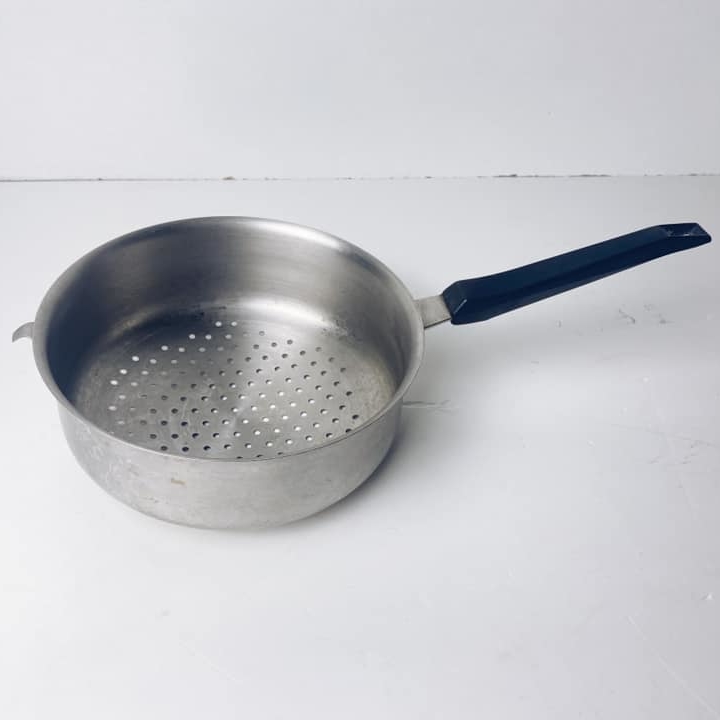 Друшляк з чорною ручкою нерж сталь/пластик KH-168