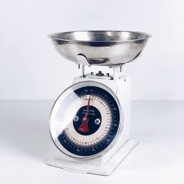 Ваги вінтажні циферблатні білі з тарілкою з нерж сталі TZ-014