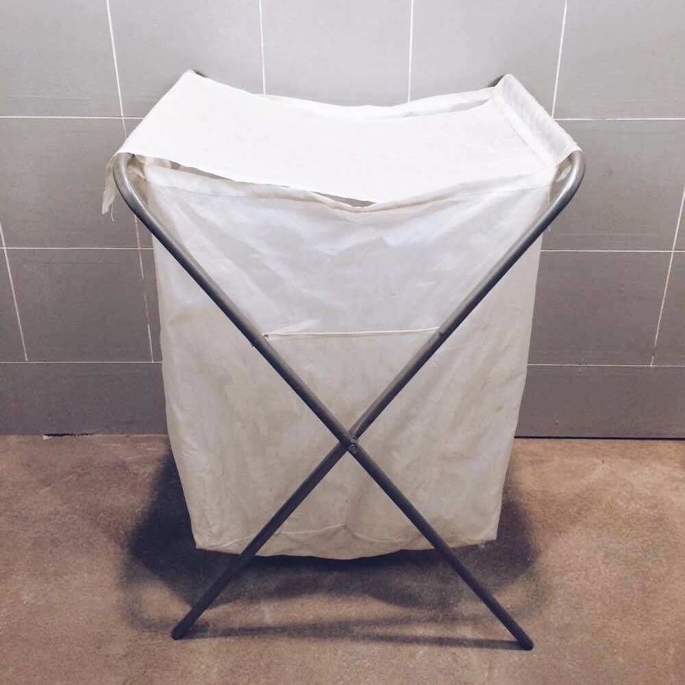 Кошик для білизни розкладний метал/текстиль білий/сірий