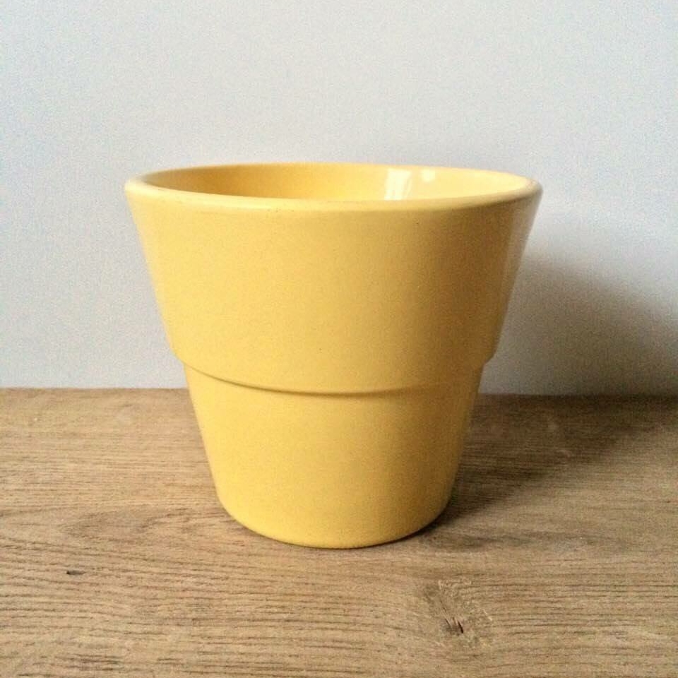 Кашпо жовте кераміка