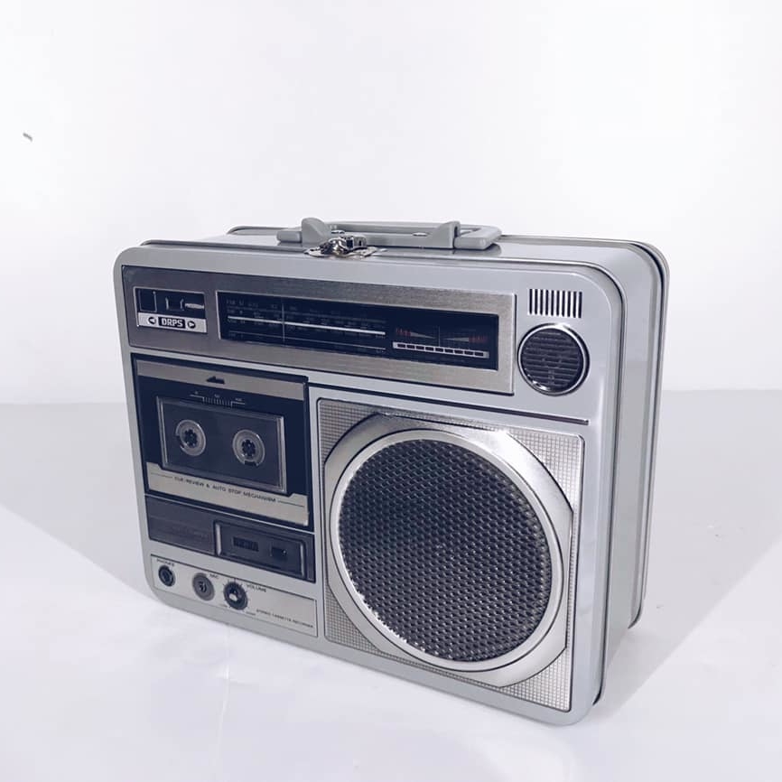 Коробка у вигляді ретро магнітофону метал срібло BX-047