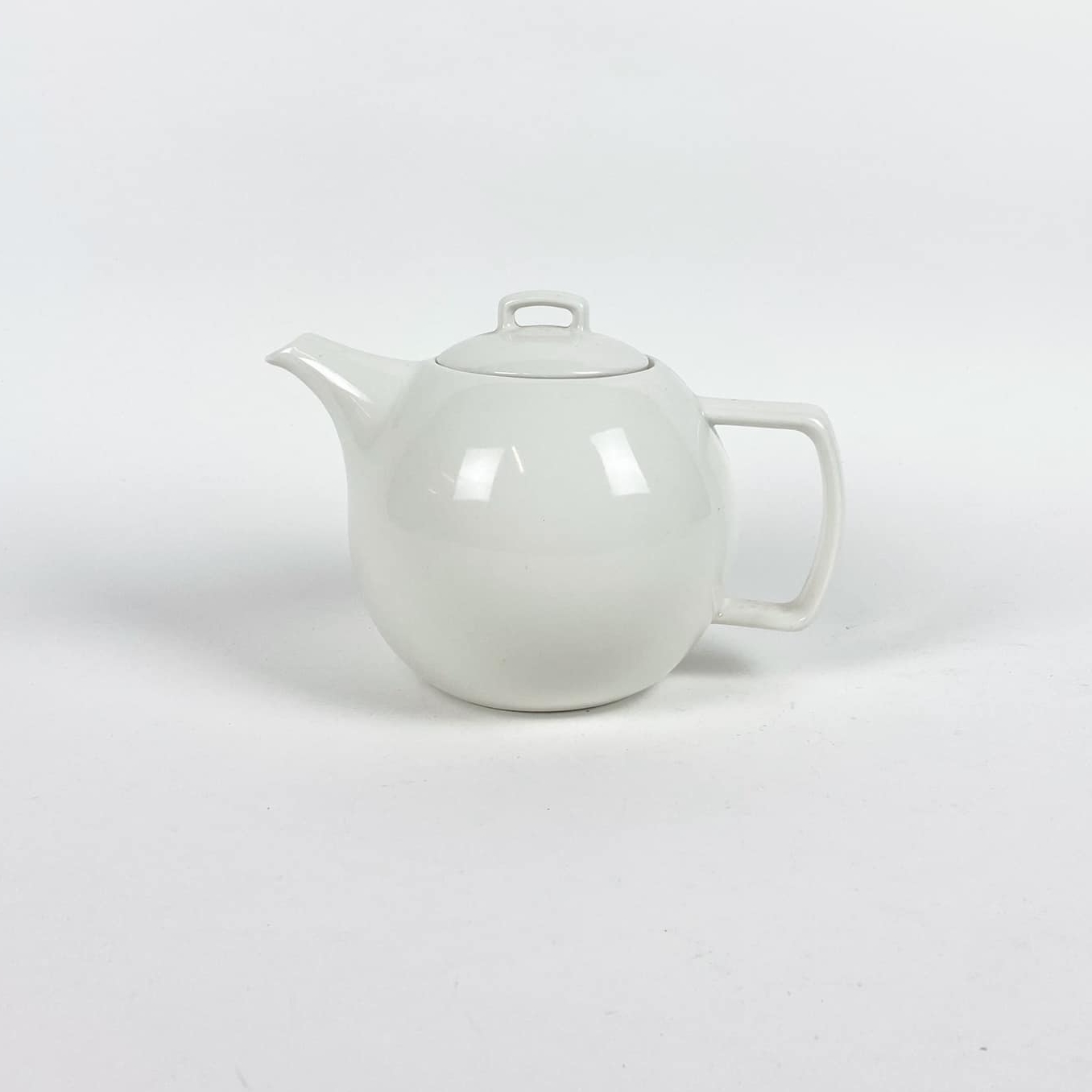 Чайник-заварник білий кераміка TE-184