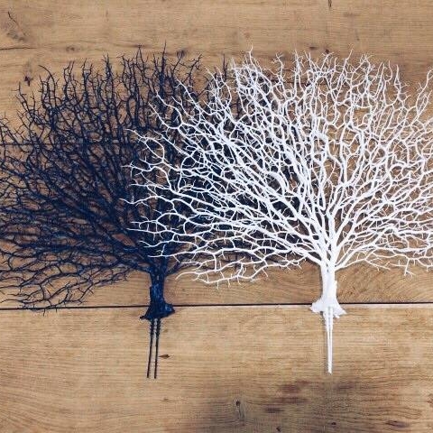 Гілка коралу штучна біла/синя FW-026