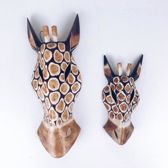 Жираф маска настінна дерево WD-026
