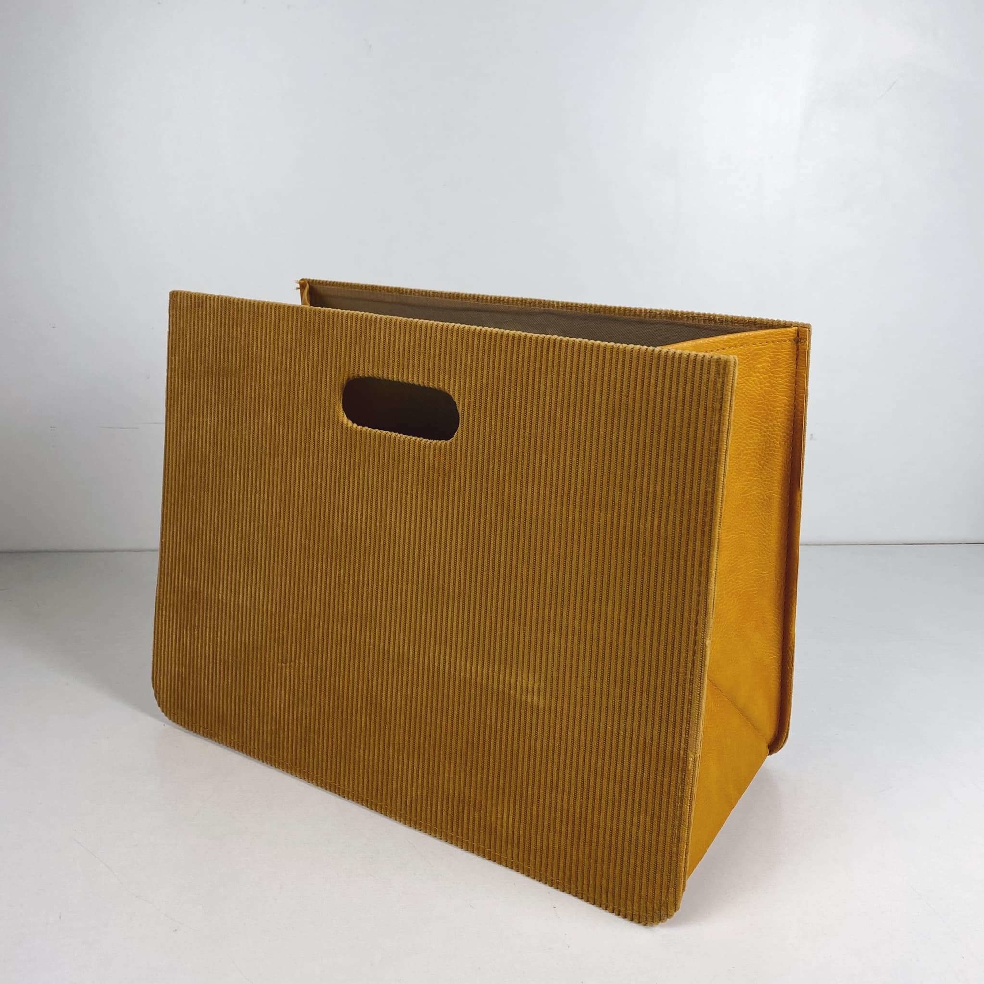 Кошик для журналів охра вельвет BA-133