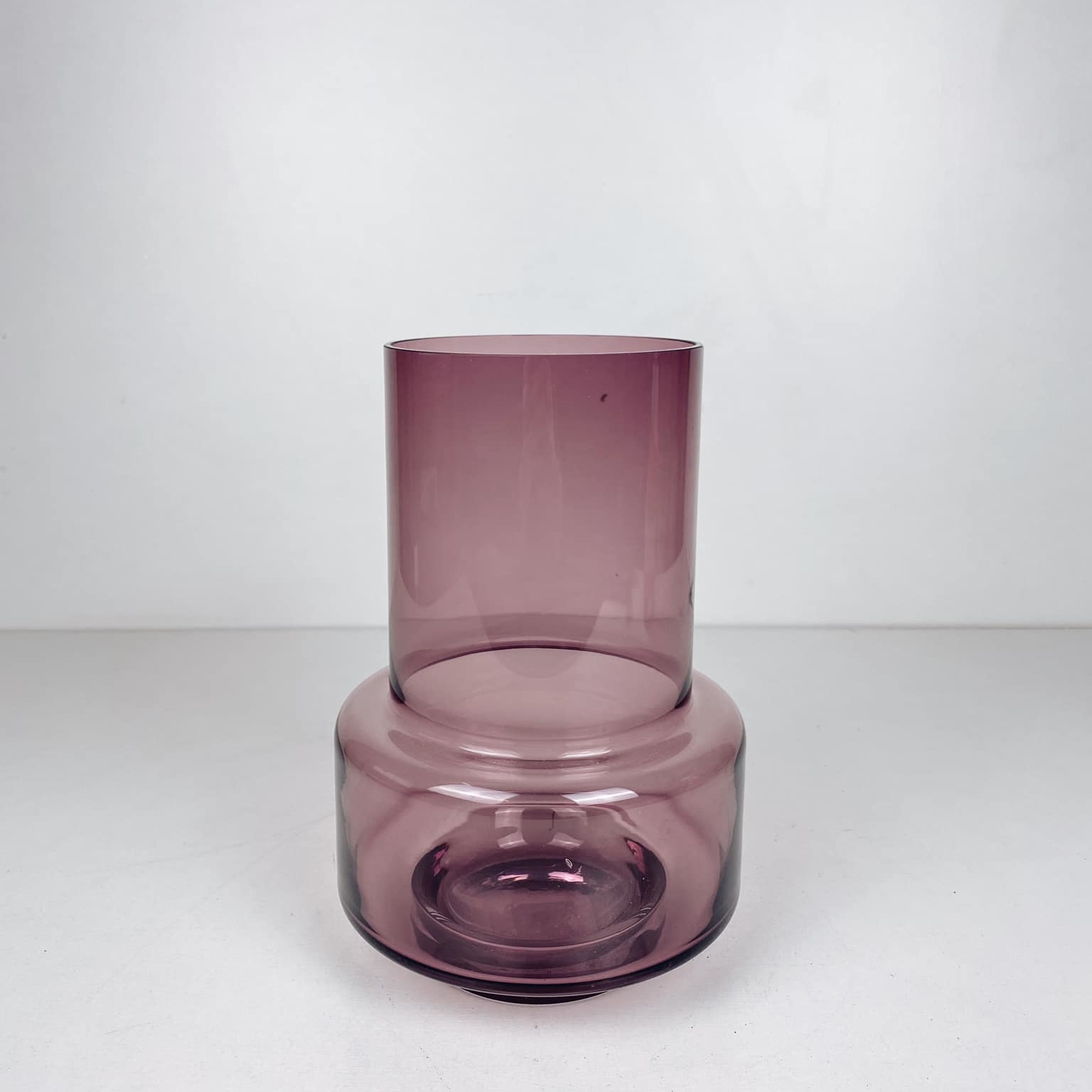 Ваза циліндр з розширенням скло пурпур VA-363