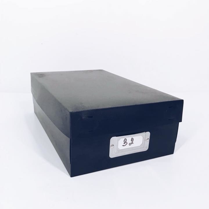 Коробка офісна мала чорна пластик/метал