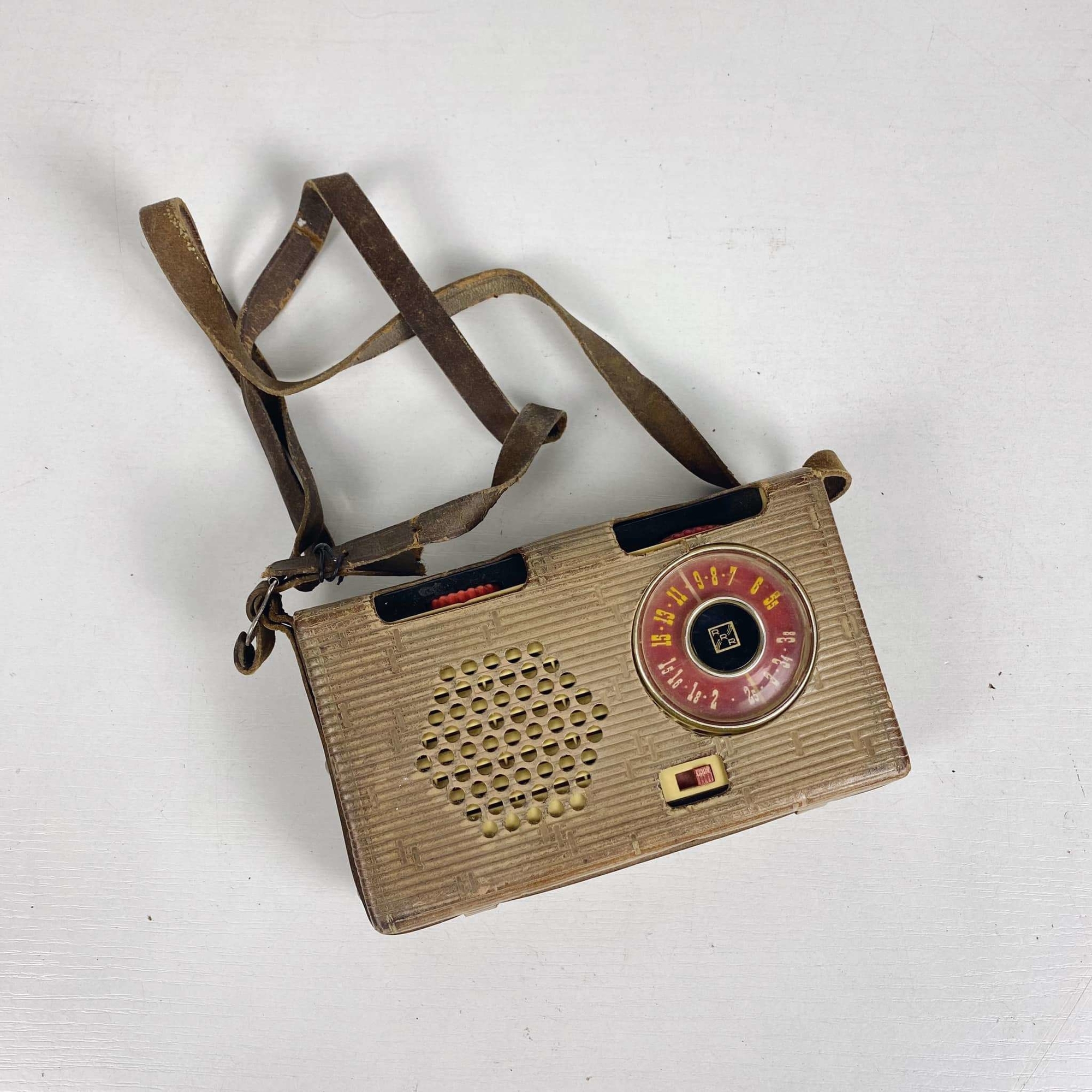 Радіо портативне вінтаж FM-056