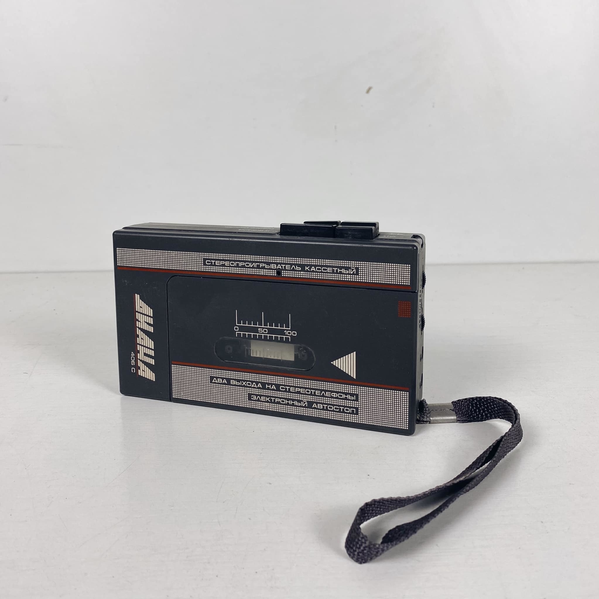 Плеєр касетний вінтаж чорний AU-048
