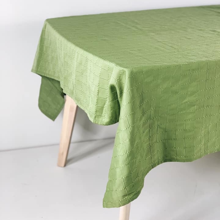 Скатертина клітинка жакард салатова TT-022