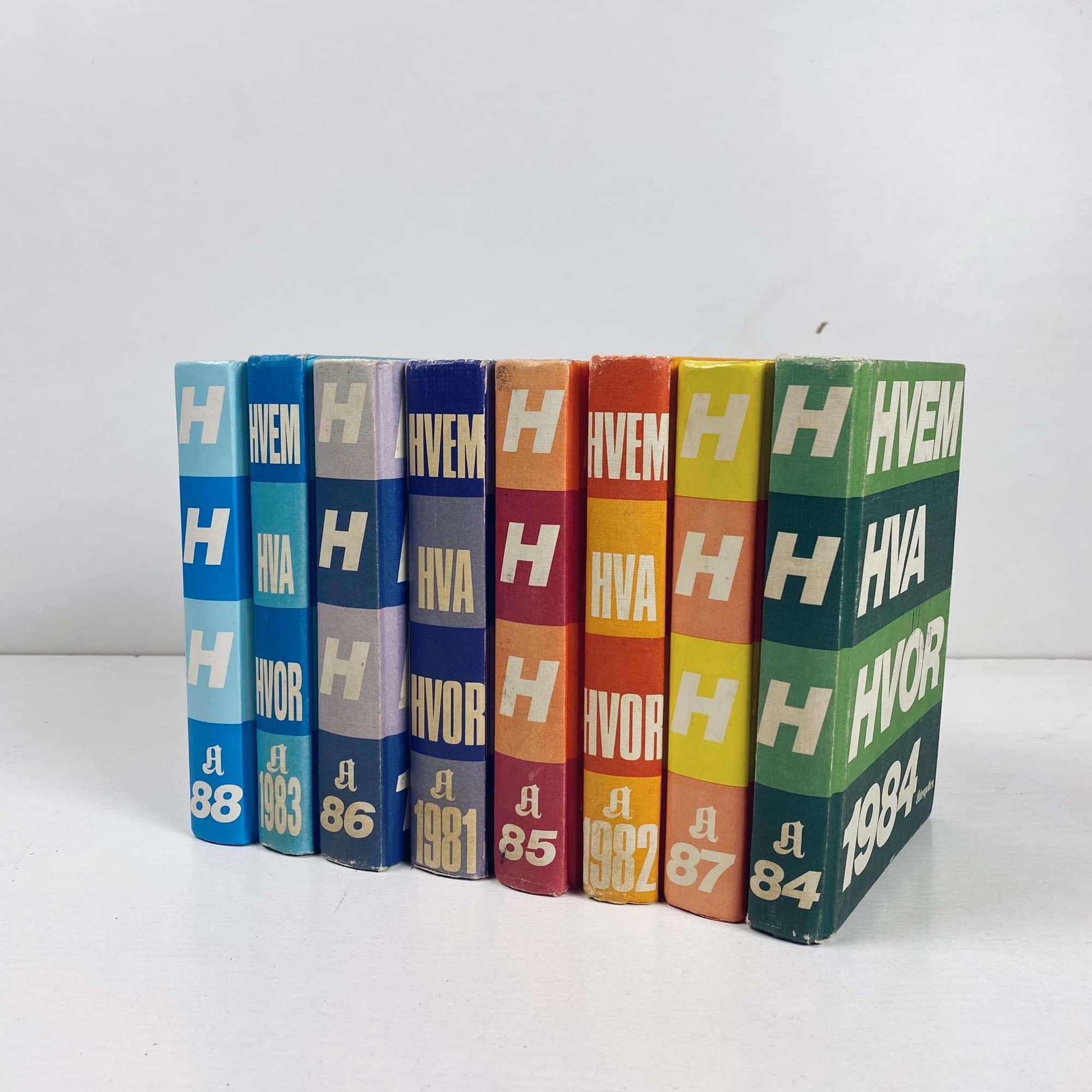 Книга європейське видання 11