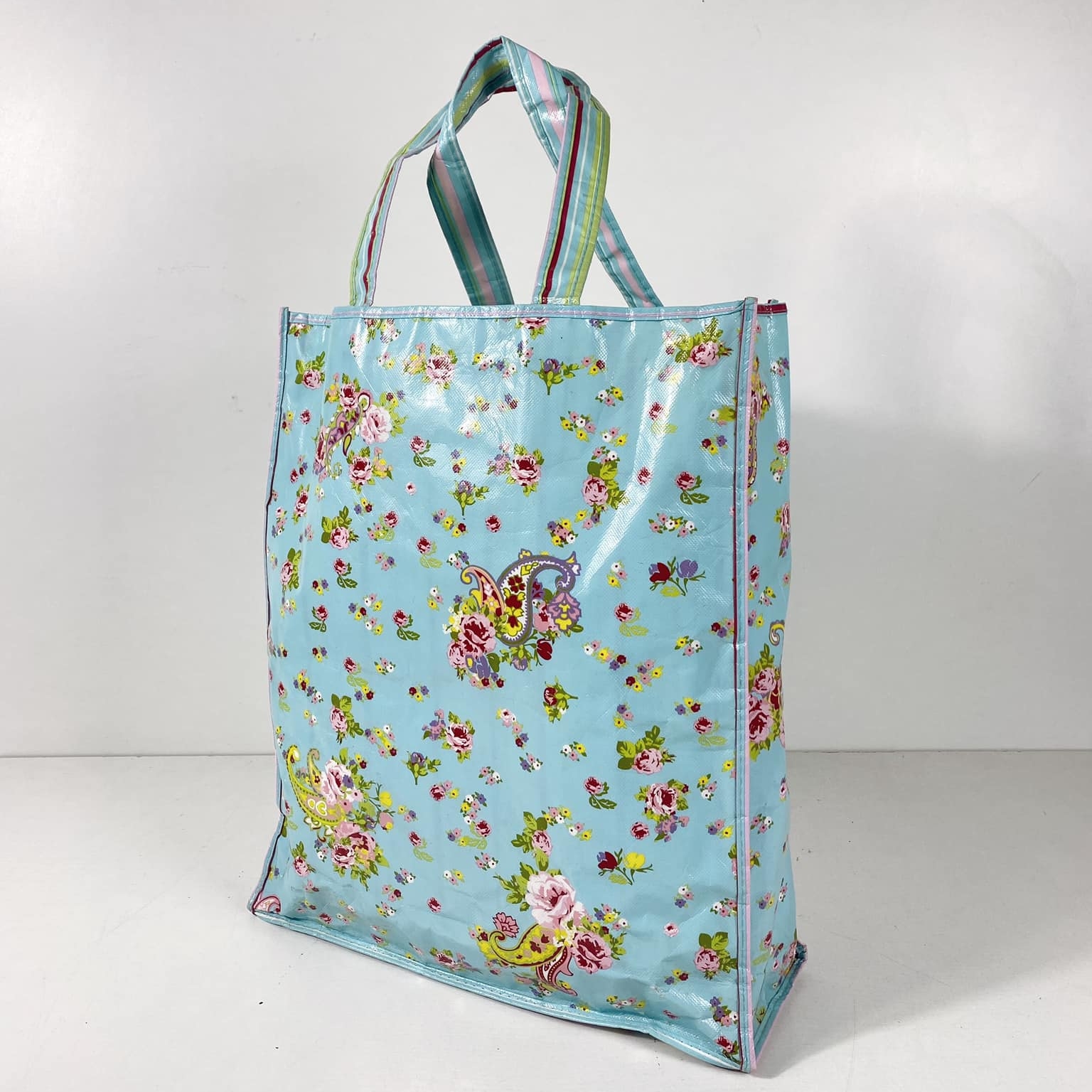 Сумка-шопер вініл блакитний у квітах MB-115