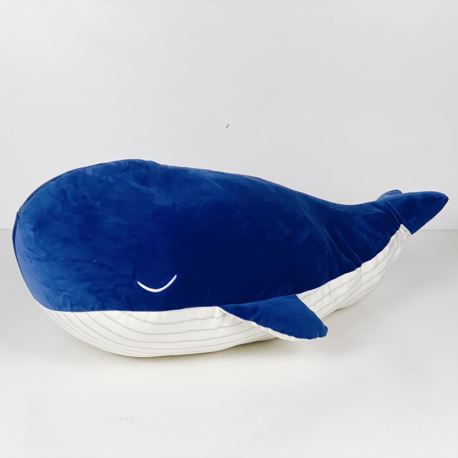 Іграшка-подушка Кит синій великий 2