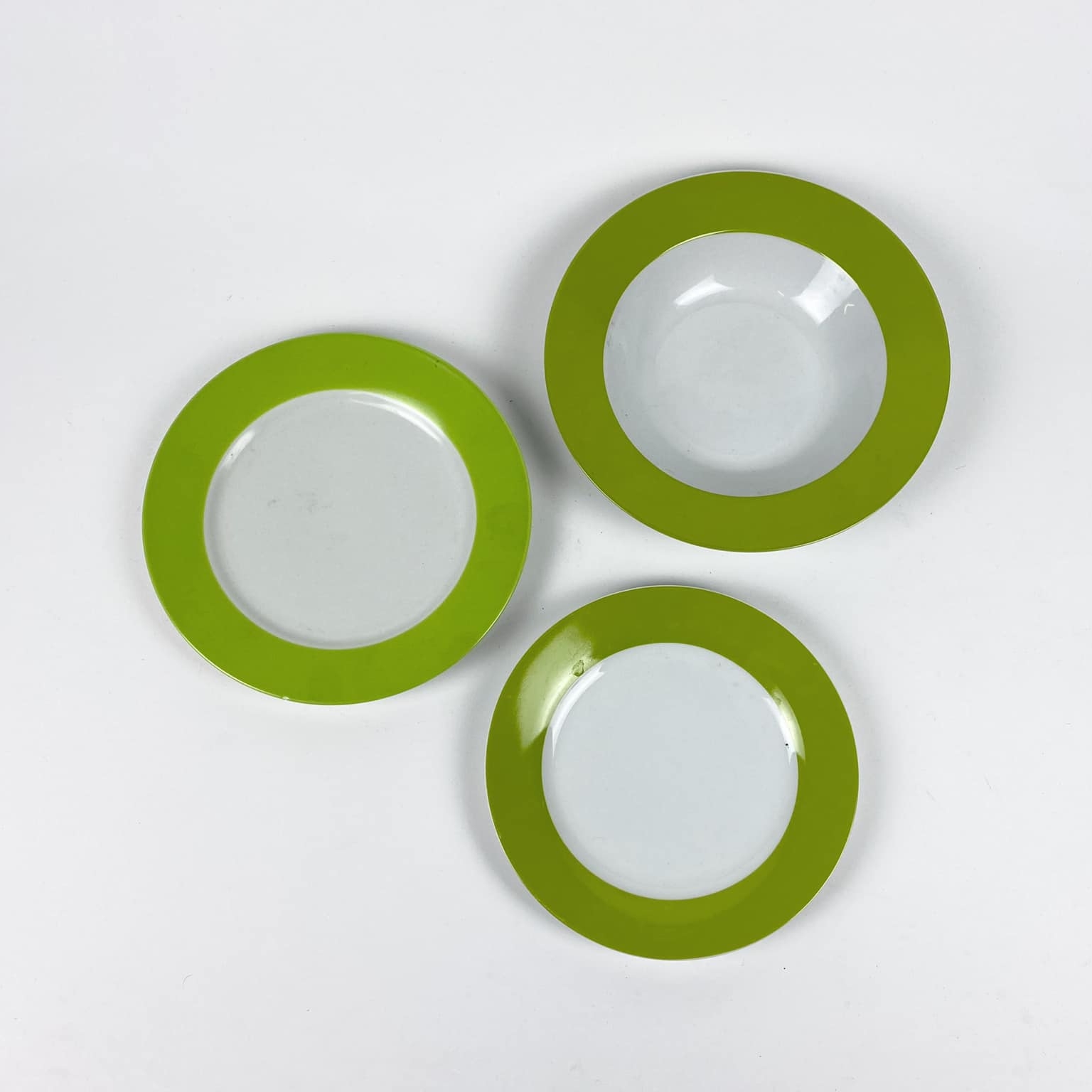 Тарілка обідня/супова салатовий широкий обідок PP-065