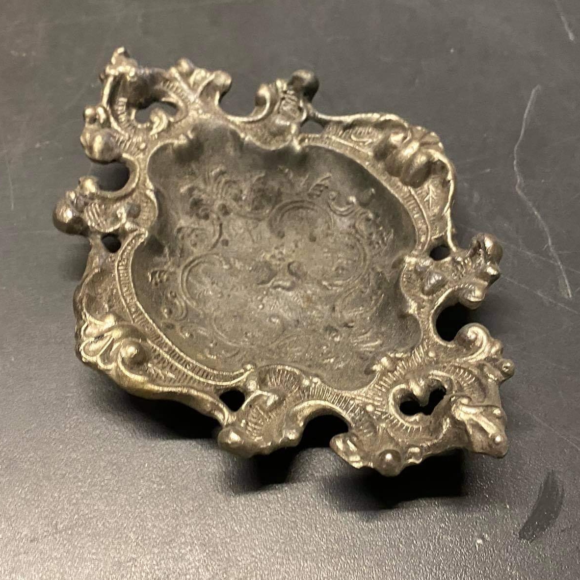 Попільничка фігурна олово вінтаж