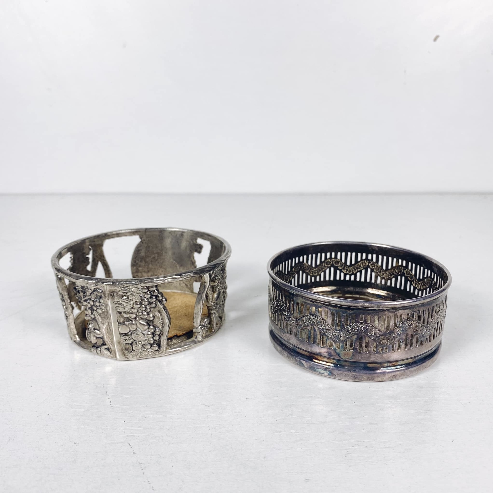 Розетка-підставка кругла з ажурним бортиком стол срібло вінтаж SA-028