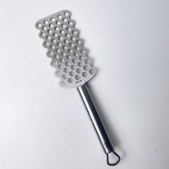 Лопатка кухонна з отворами нерж сталь KH-188