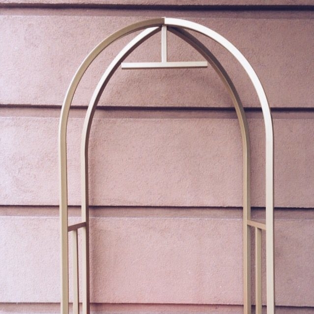 Візок готельний для перевозки багажу бутафорний метал золото SF-027