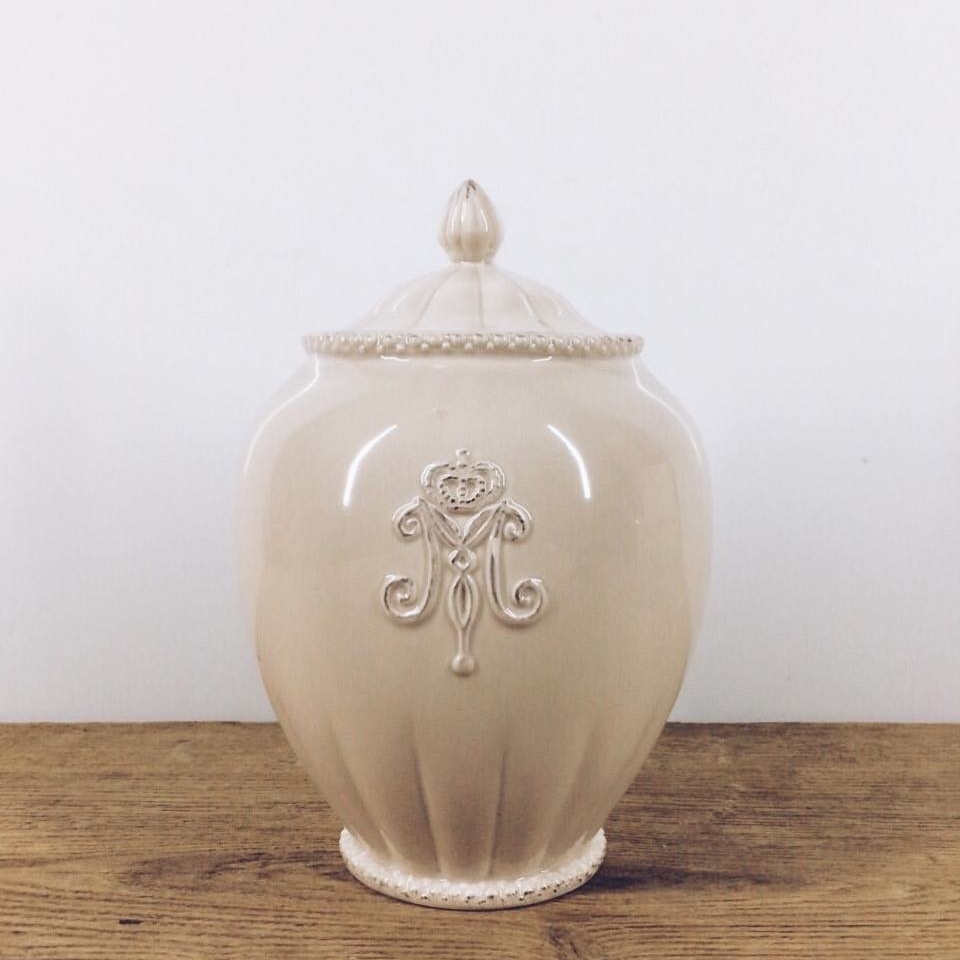 Банка для цукерок беж кераміка FP-033