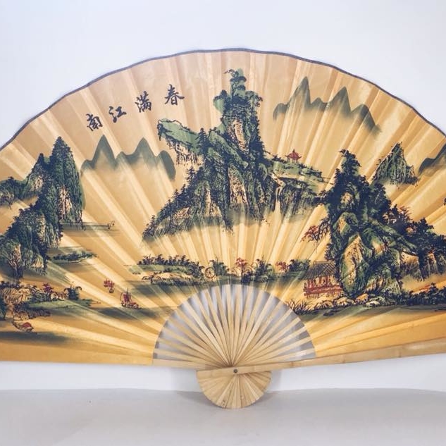 Віяло велике Пейзаж папір золото/бамбук